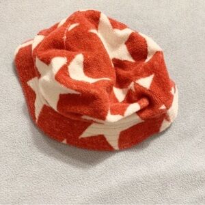 Baby Boden reversible toweling hat.